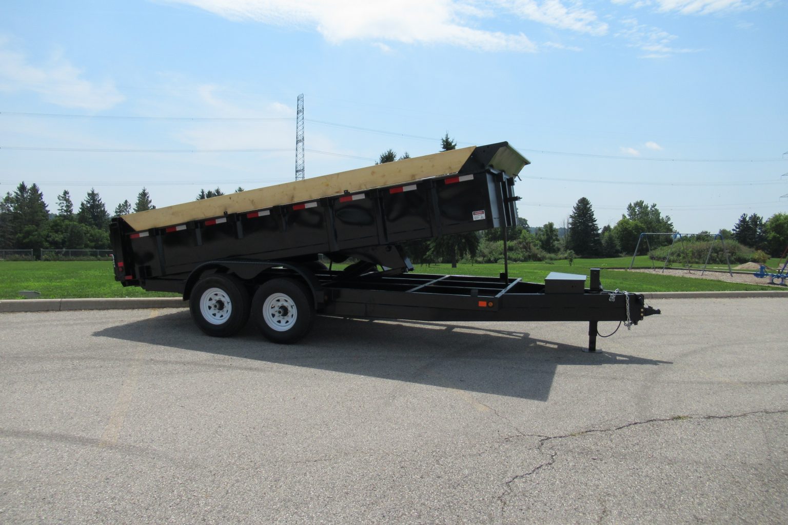 TANDEM AXLE DUMP DT.14K Canada Trailers