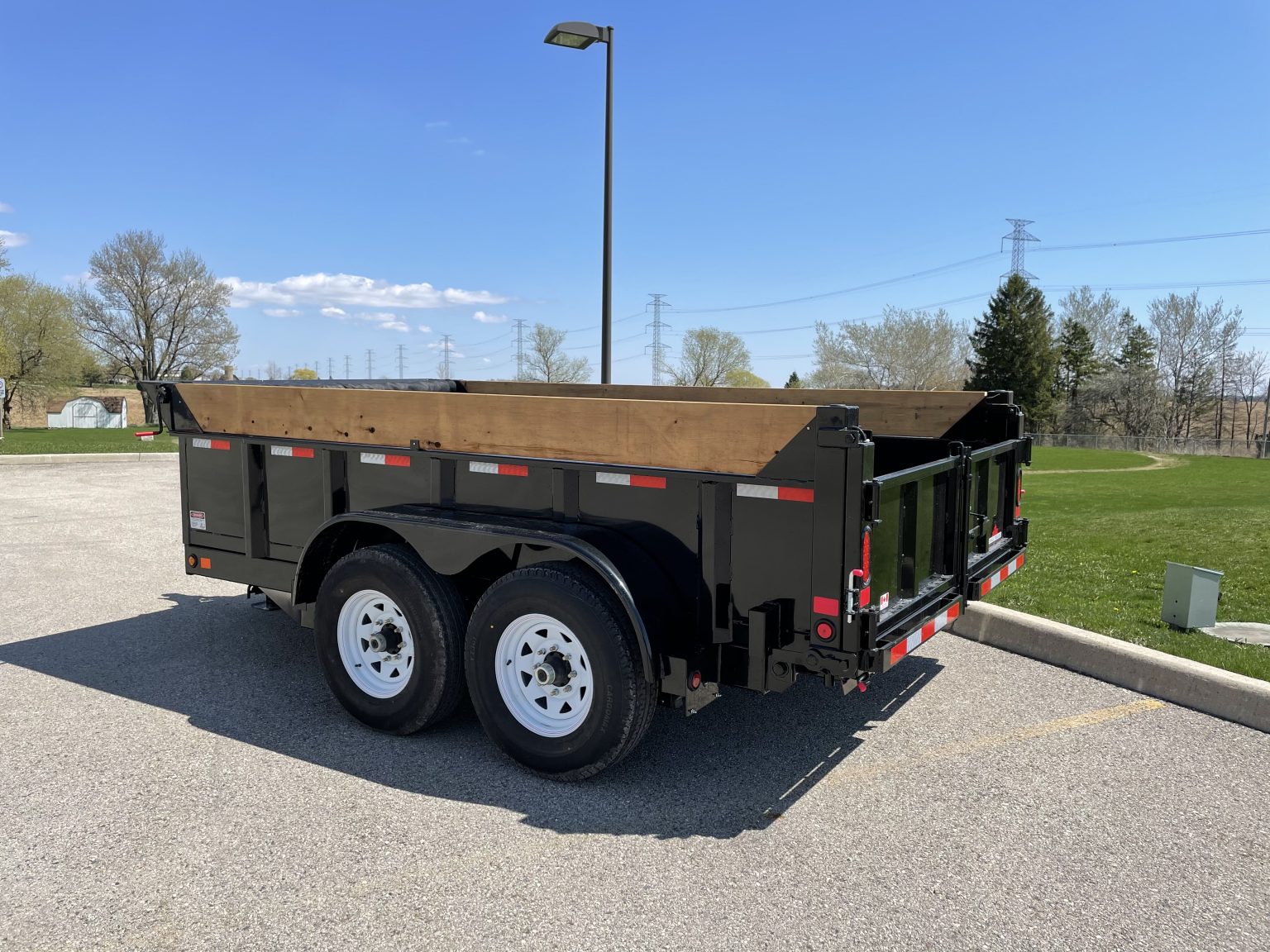 TANDEM AXLE DUMP DT.10K | Canada Trailers