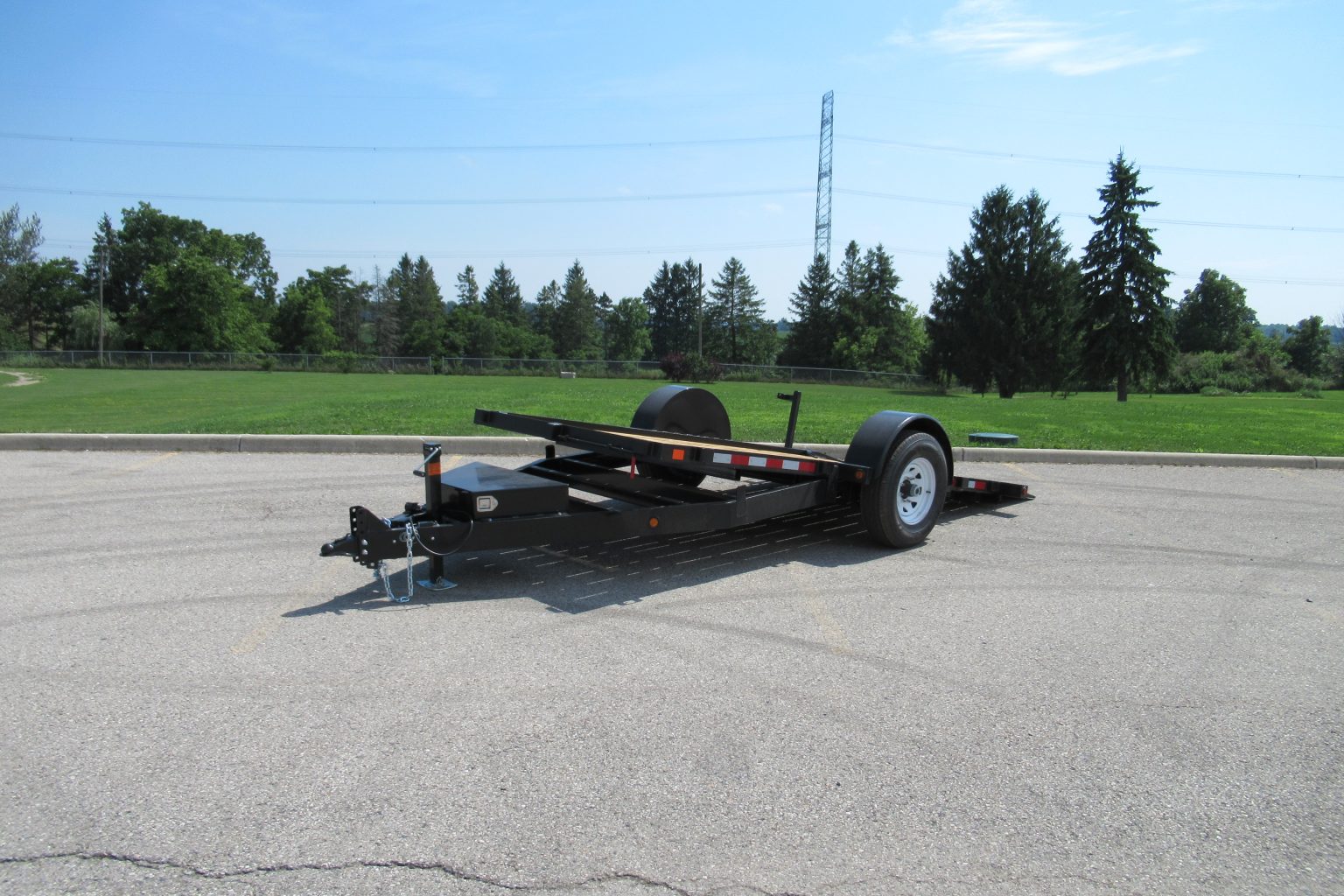 SINGLE AXLE GRAVITY TILT TL.5K Canada Trailers
